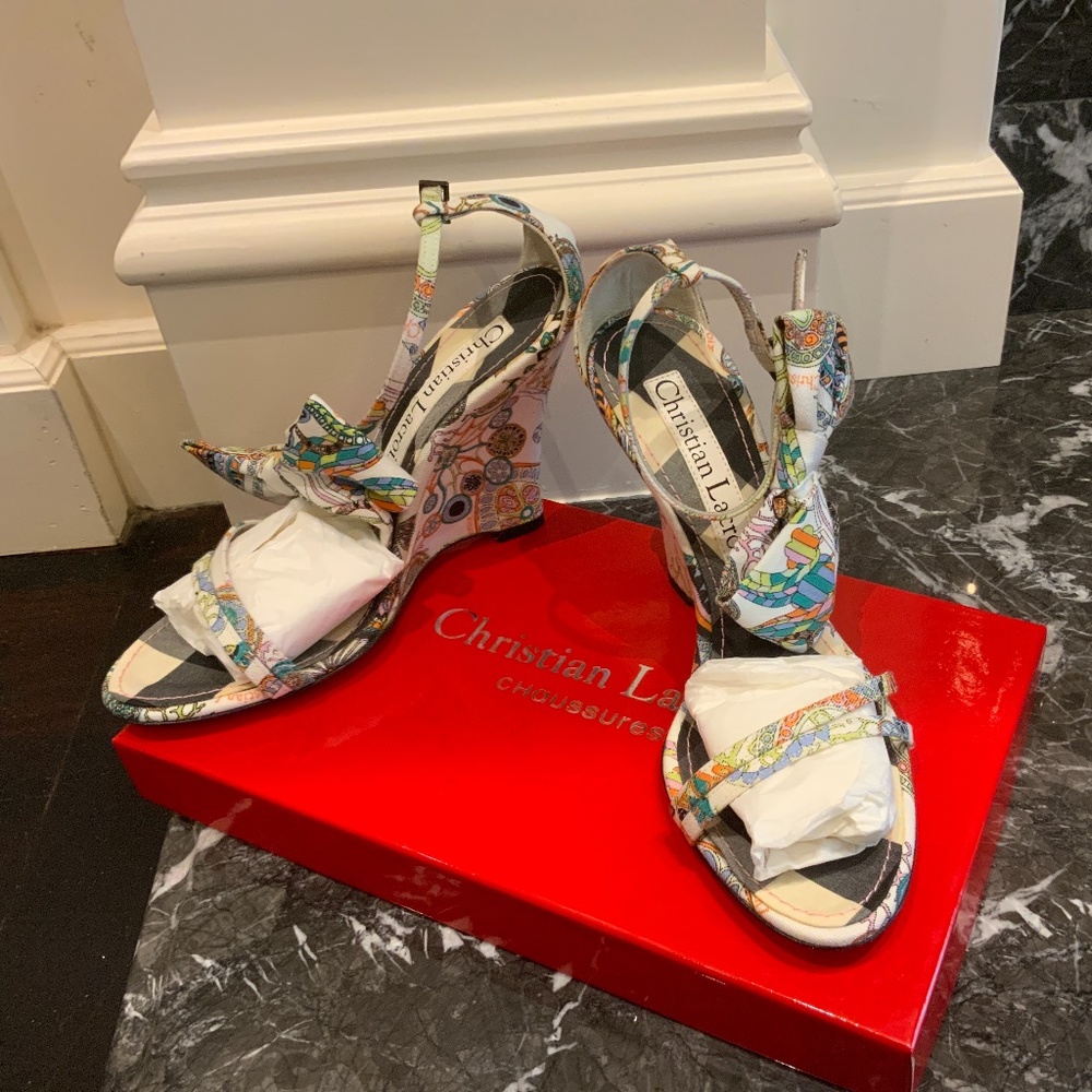 Christian Lacroix, 7, multiple colors